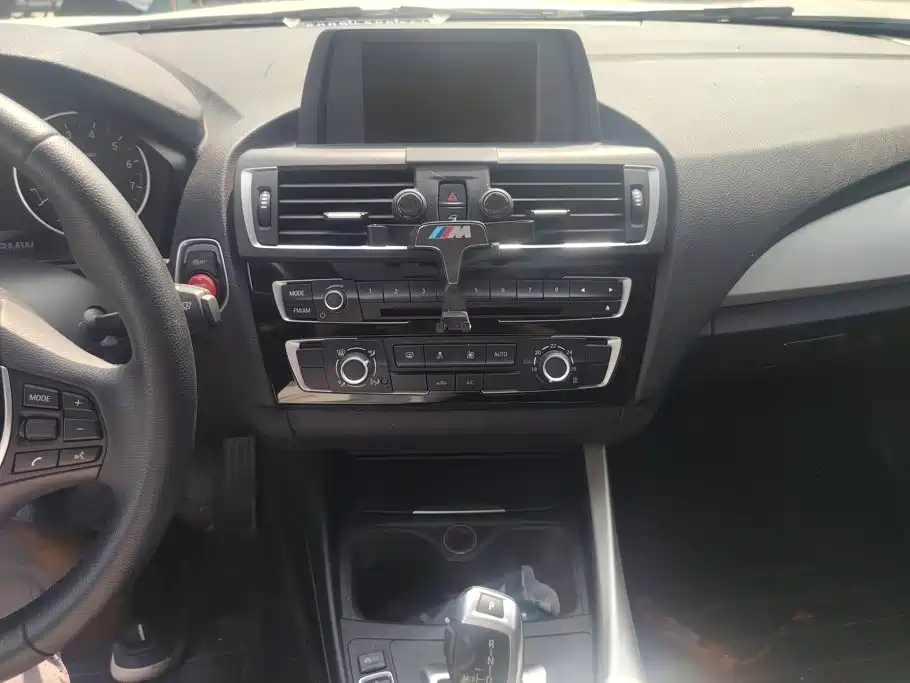 BMW 1 Series (Import) — миниатюра 13