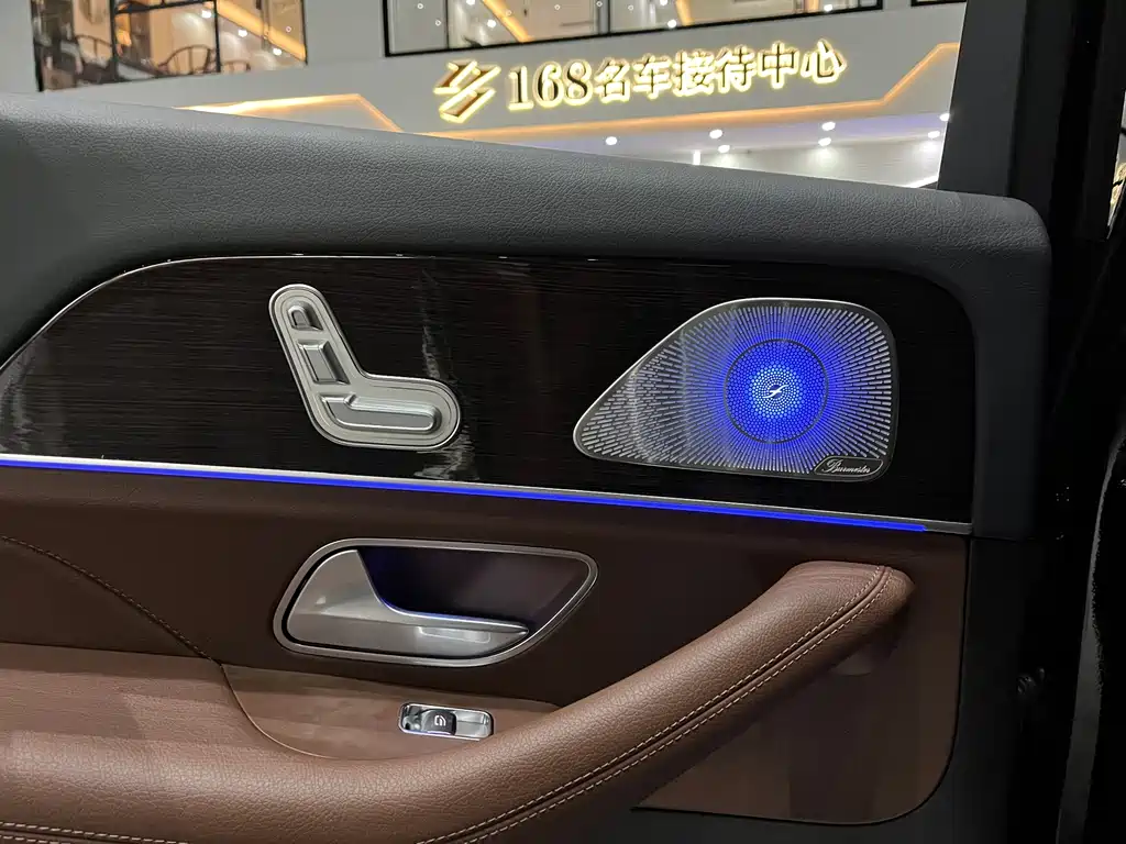 Mercedes-Benz GLE (Import) — миниатюра 13