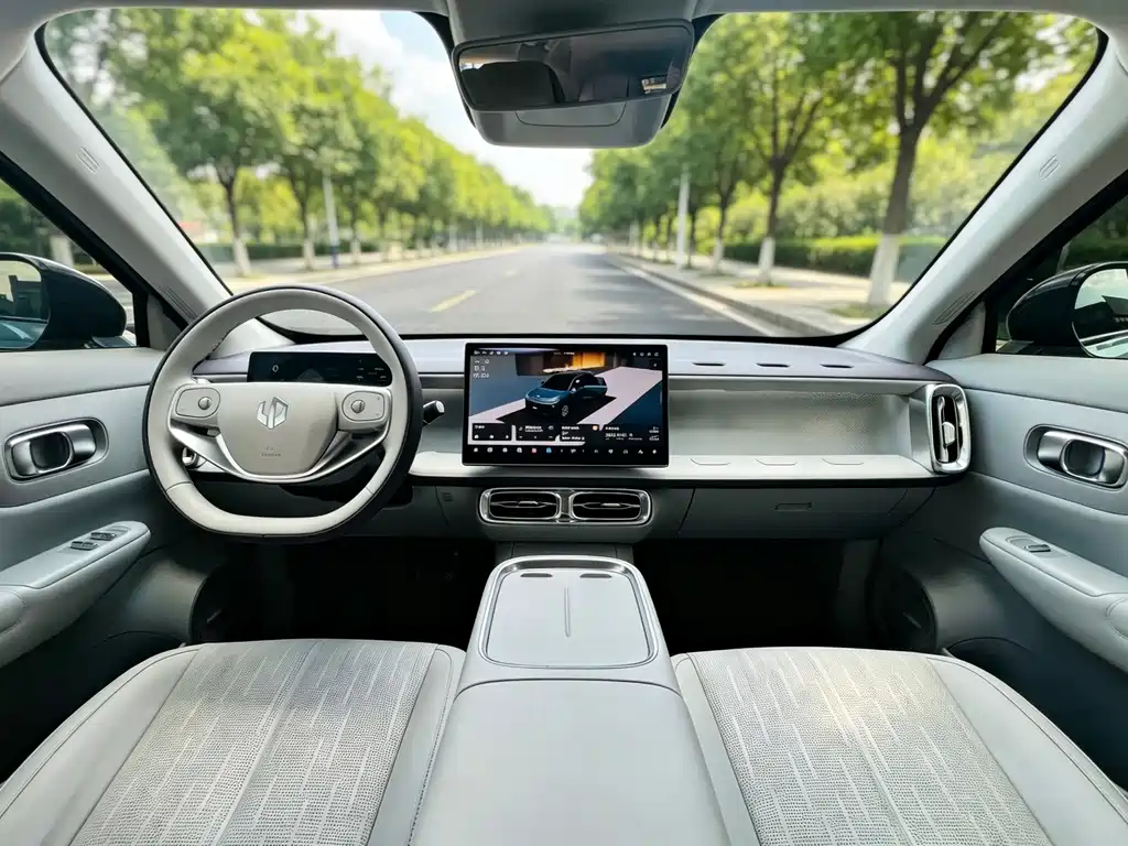 Leapmotor Leapmotor B10 — миниатюра 11