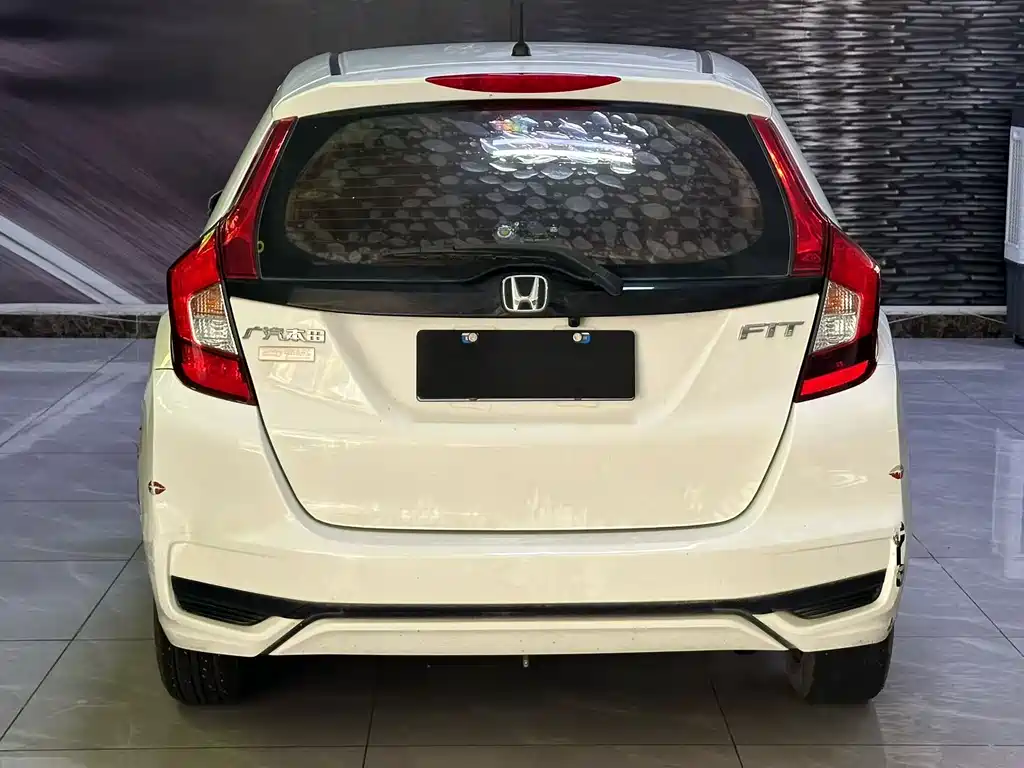 Honda Fit — миниатюра 7
