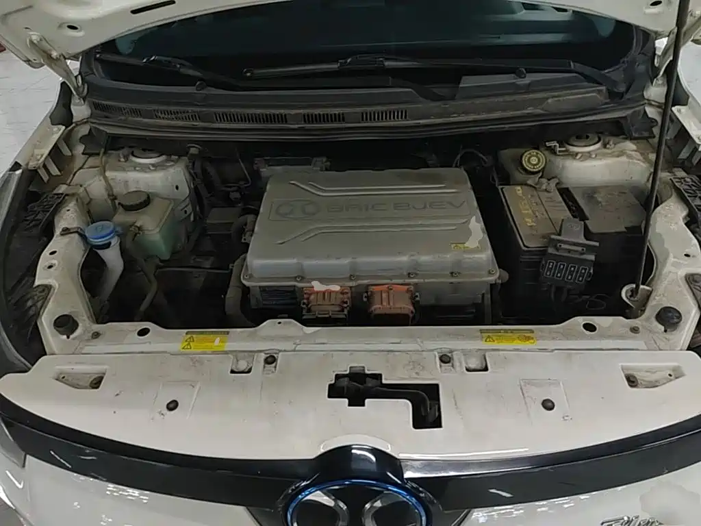BAIC New Energy EC5 — миниатюра 20