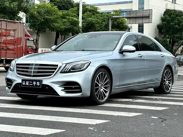 Mercedes-Benz S-Class — фото 1
