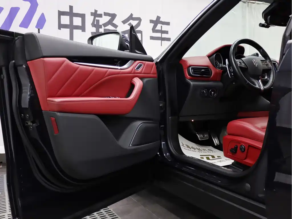 Maserati Levante — миниатюра 5