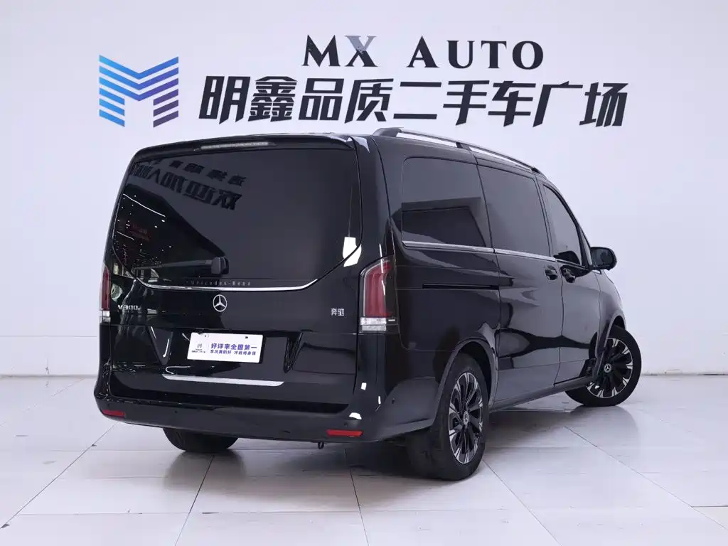 Mercedes-Benz V-Class — миниатюра 7