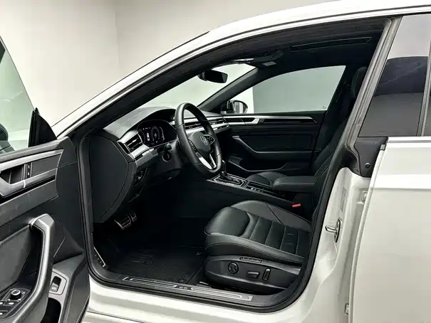 Volkswagen CC — миниатюра 9