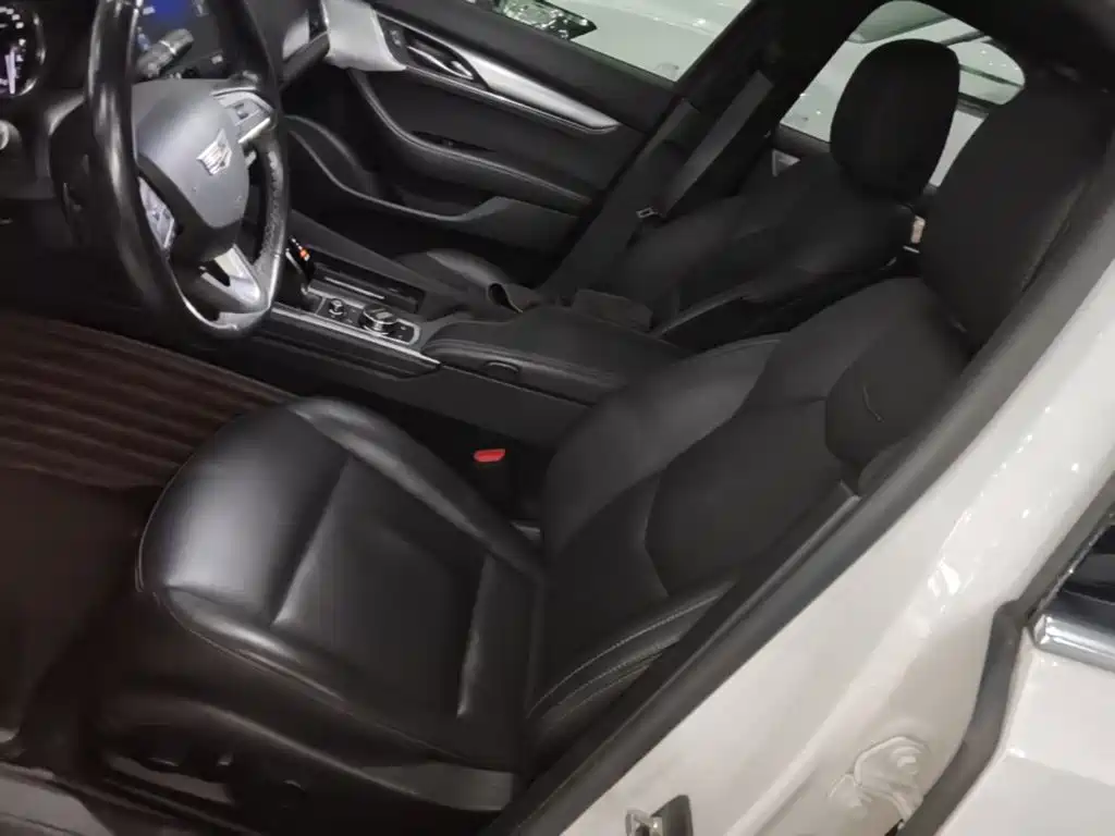Cadillac CT5 — миниатюра 15