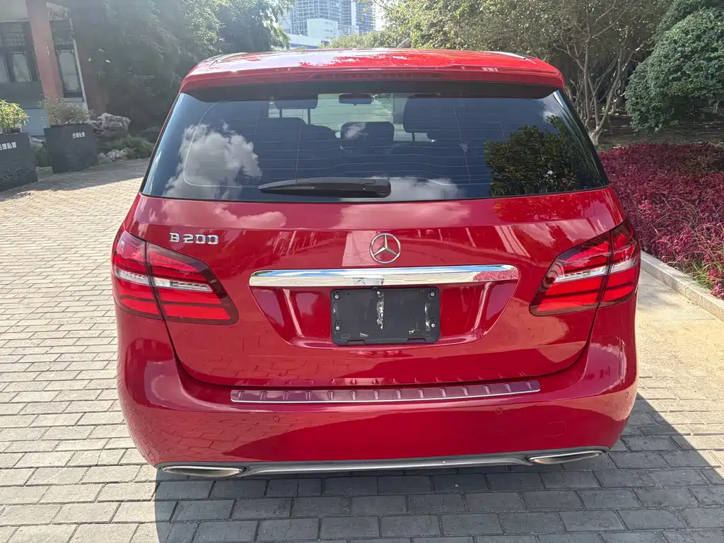 Mercedes-Benz B-Class — миниатюра 9