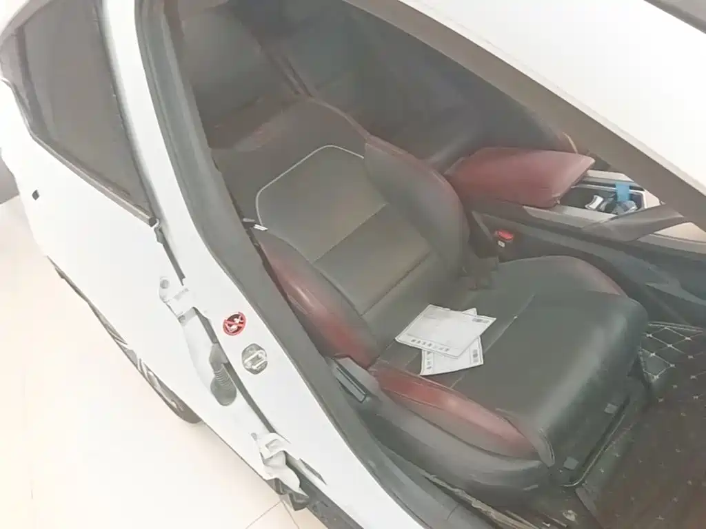 Geely Binyue — миниатюра 25