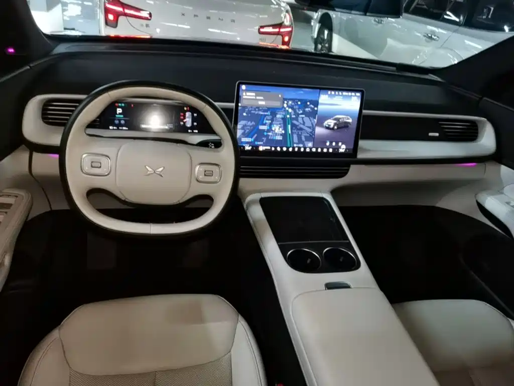 XPeng G6 — миниатюра 10