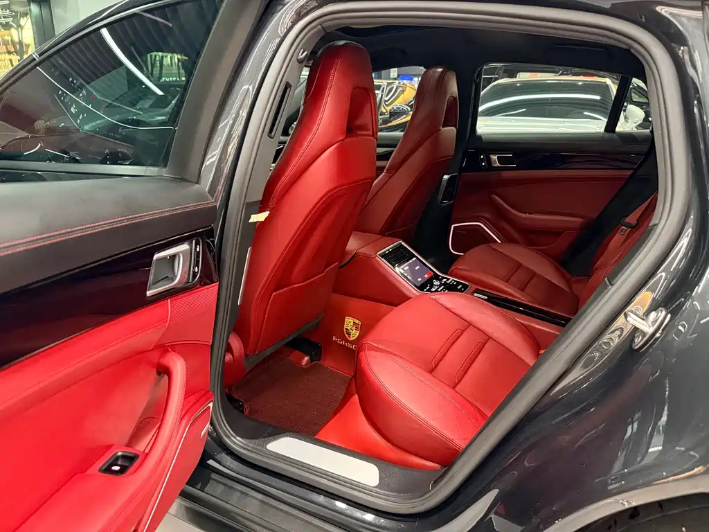Porsche Panamera — миниатюра 6