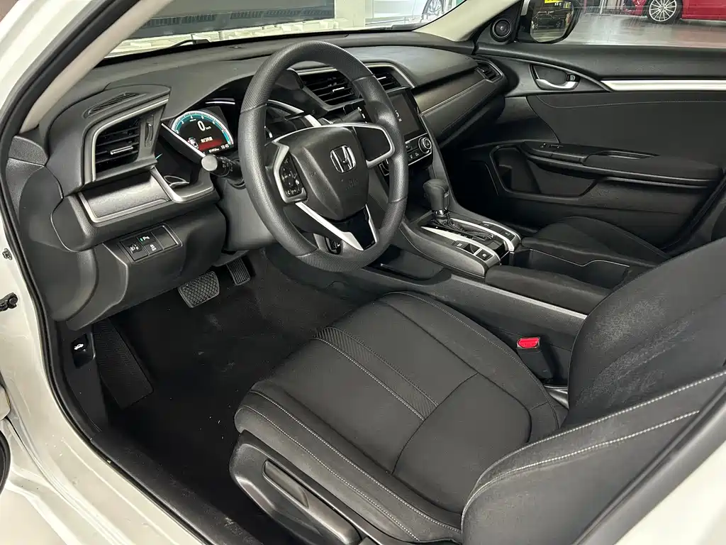 Honda Civic — миниатюра 6