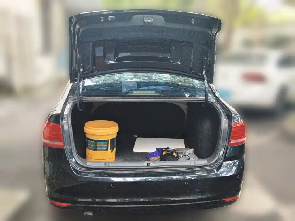 Volkswagen Lavida — миниатюра 10