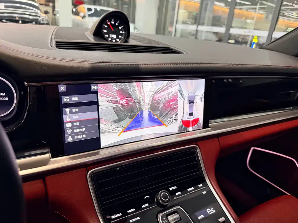 Porsche Panamera — миниатюра 10