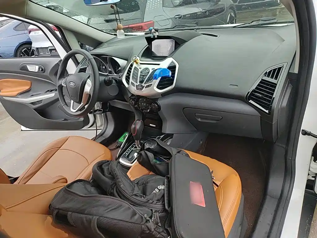 Ford Ecosport — миниатюра 10