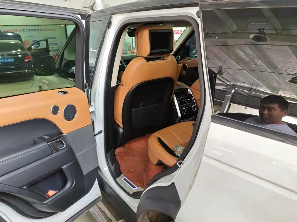 Land Rover Sport — миниатюра 4