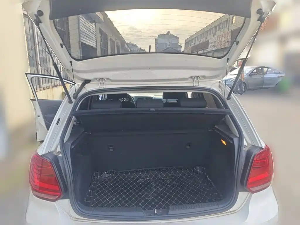 Volkswagen Polo — миниатюра 20