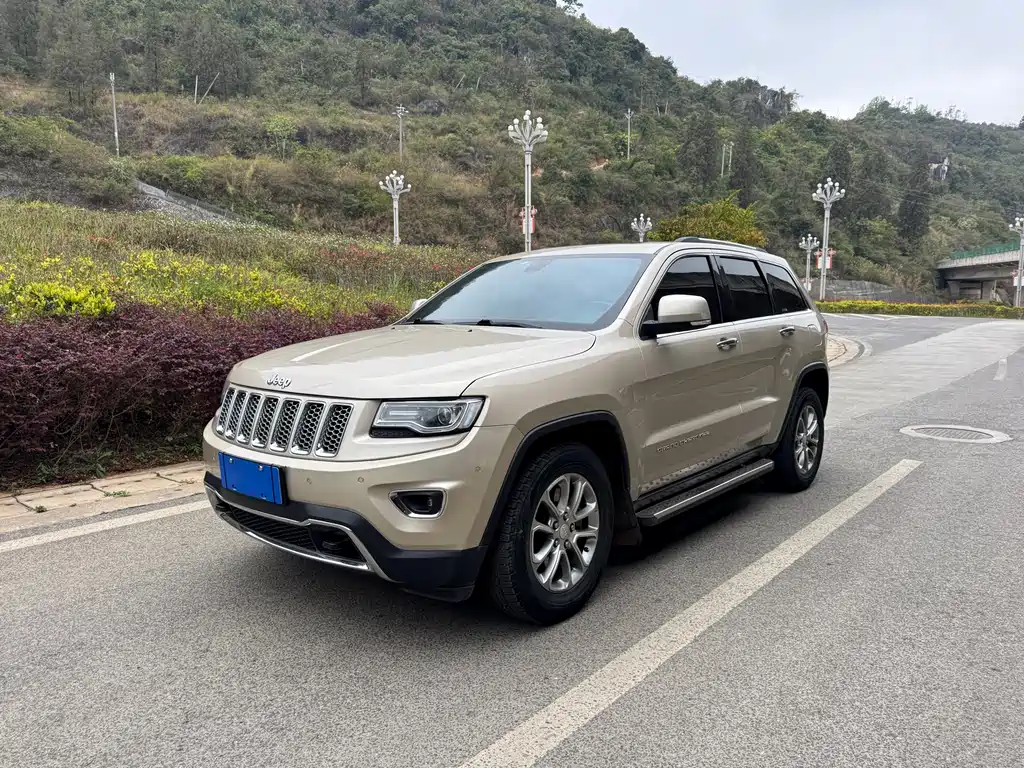 Jeep Grand Cherokee (Import) 2014