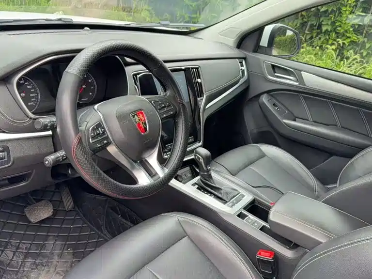 Roewe RX5 — миниатюра 2