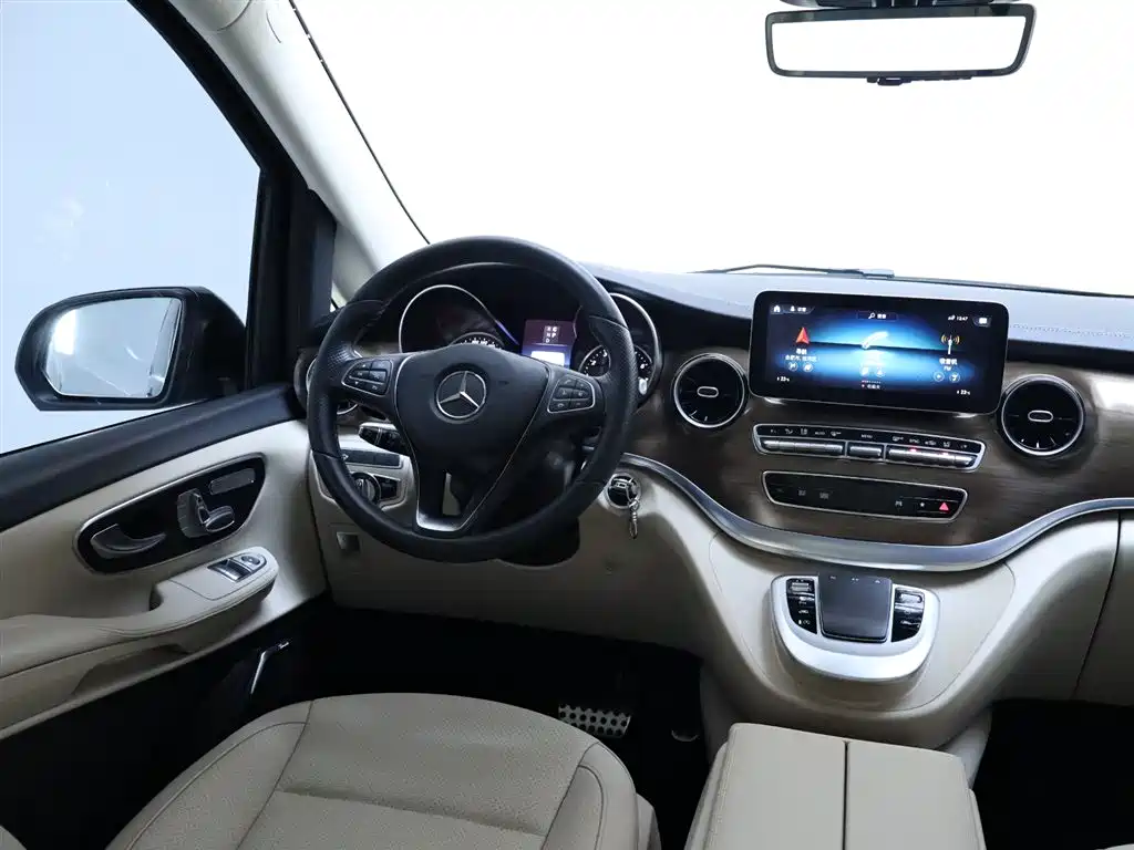 MERCEDES-BENZ V CLASS