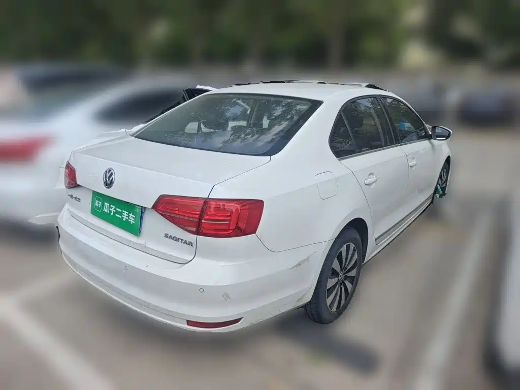 Volkswagen Sagitar — миниатюра 4