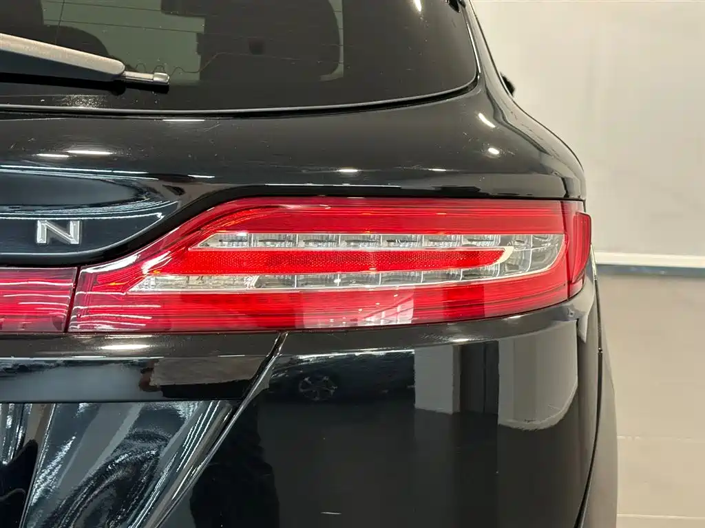 Lincoln MKC — миниатюра 16