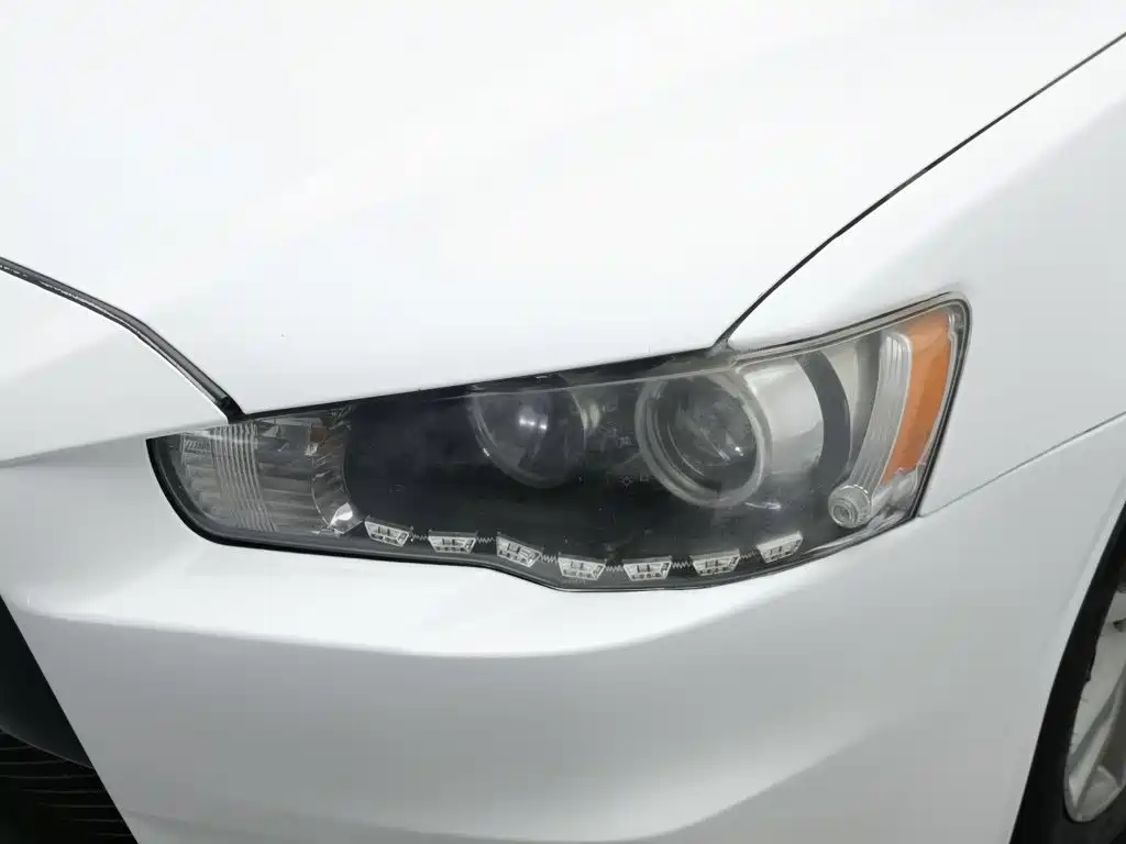 Mitsubishi Lancer EX — миниатюра 7