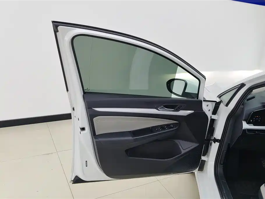 Volkswagen Golf 2023 280TSI DSG Pro