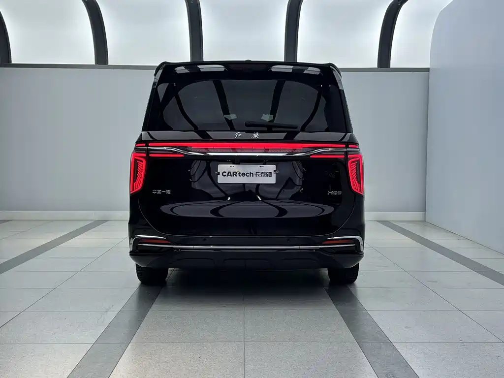Hongqi HQ9 2023 2.0T