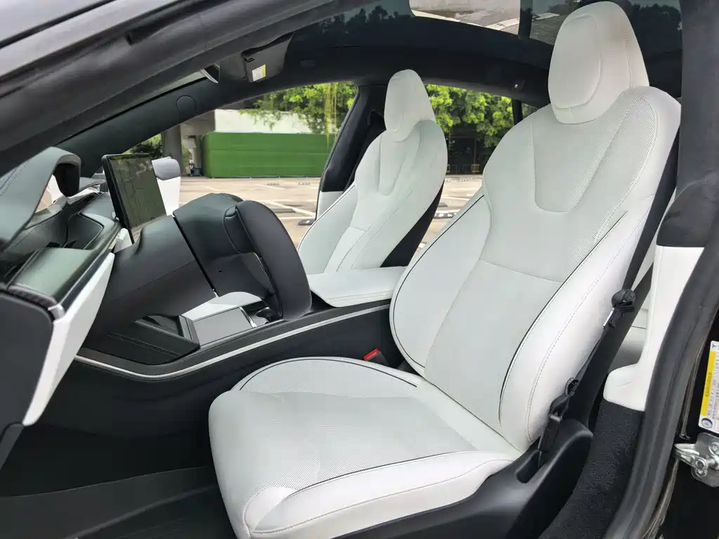 Tesla Model S 2023 Plaid
