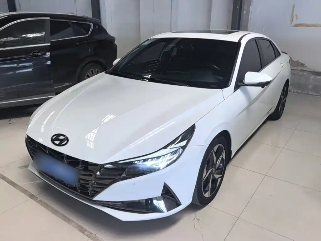 伊兰特 2021款 240TGDi DCT LUX尊贵版 2021