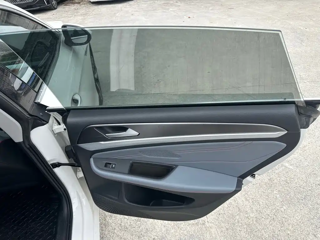 Volkswagen Lamando — миниатюра 13