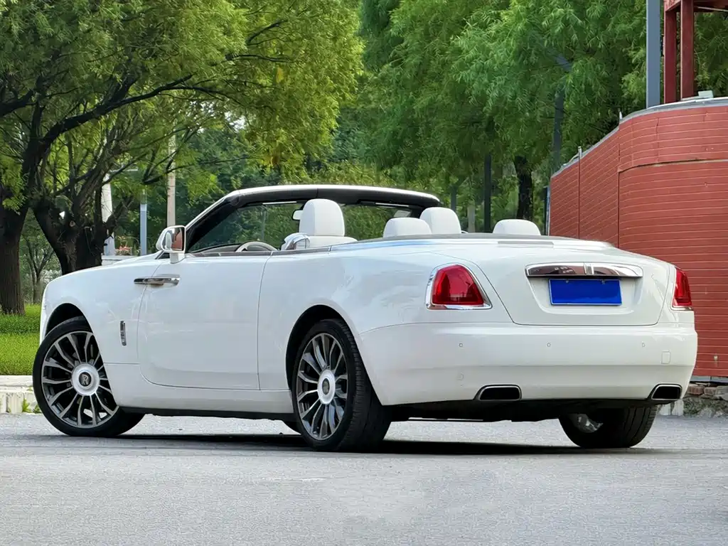 Rolls-Royce Dawn — миниатюра 4