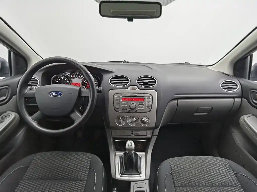 Ford Focus — миниатюра 5