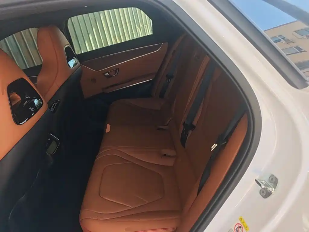 BYD Han — миниатюра 17