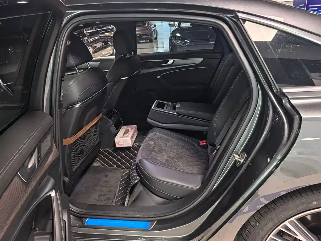 Audi A6L 2021 55 TFSI quattro Premium