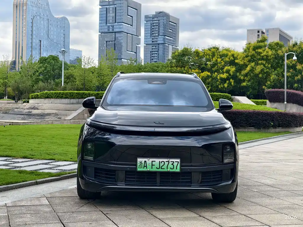 Li Auto Li L8 — миниатюра 2