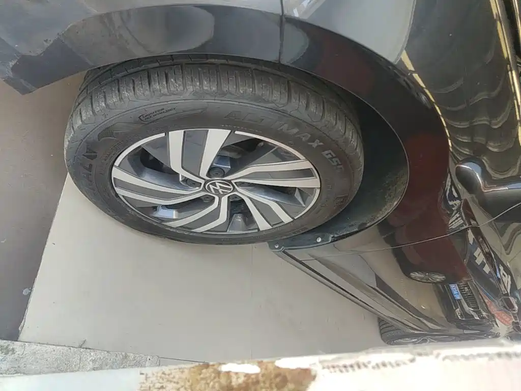 Volkswagen Bora — миниатюра 23