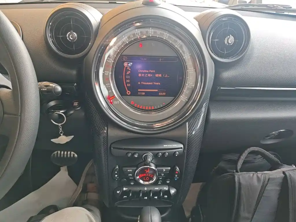 MINI Mini Countryman — миниатюра 13