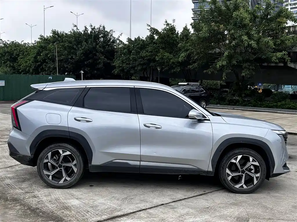 Geely Boyue L — миниатюра 9