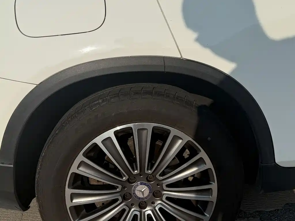 Mercedes-Benz GLC — миниатюра 11