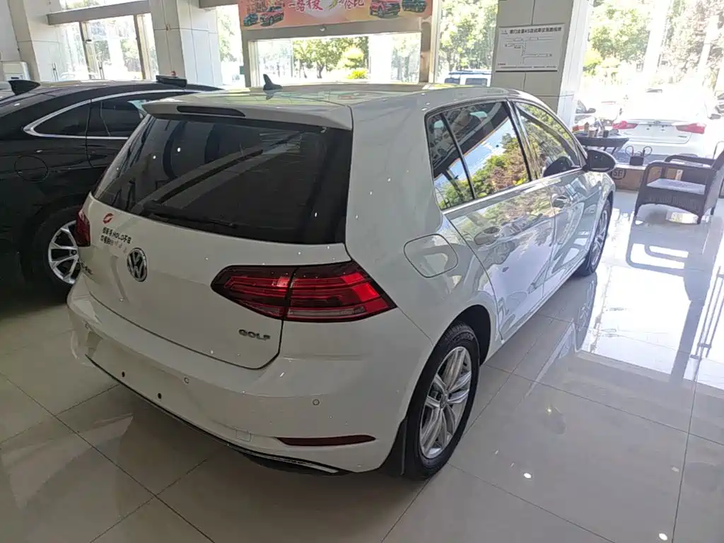 Volkswagen Golf — миниатюра 7