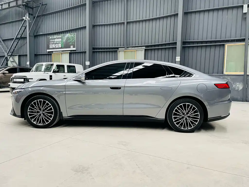 BYD Han — миниатюра 8