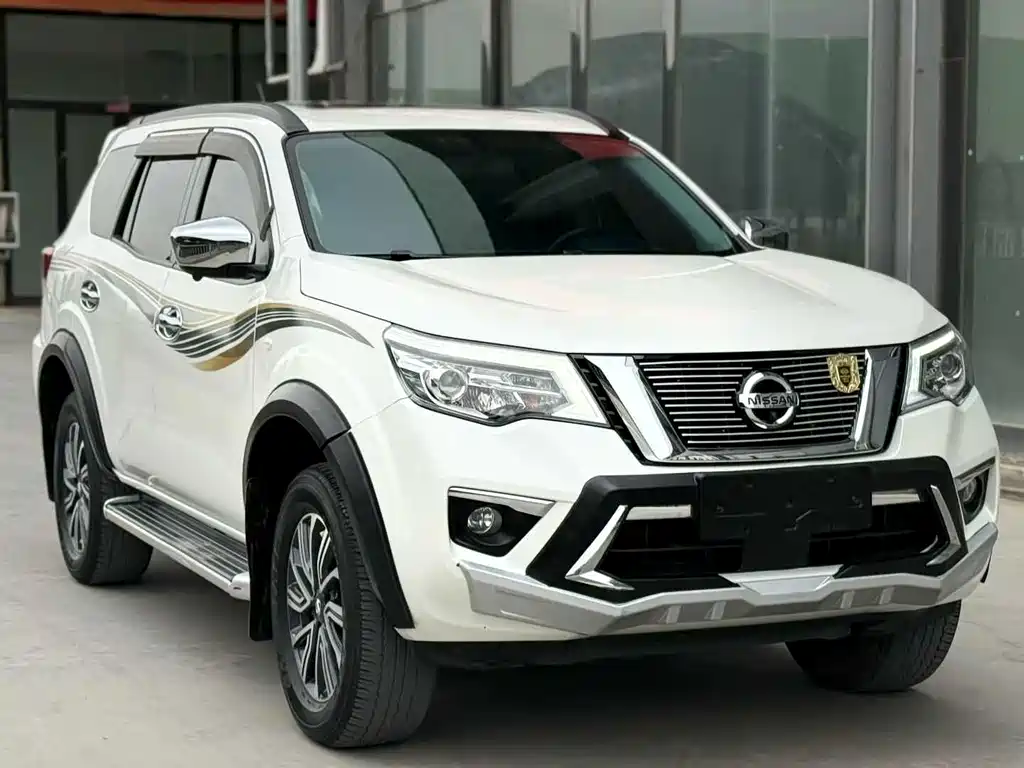 Nissan Terra — миниатюра 3