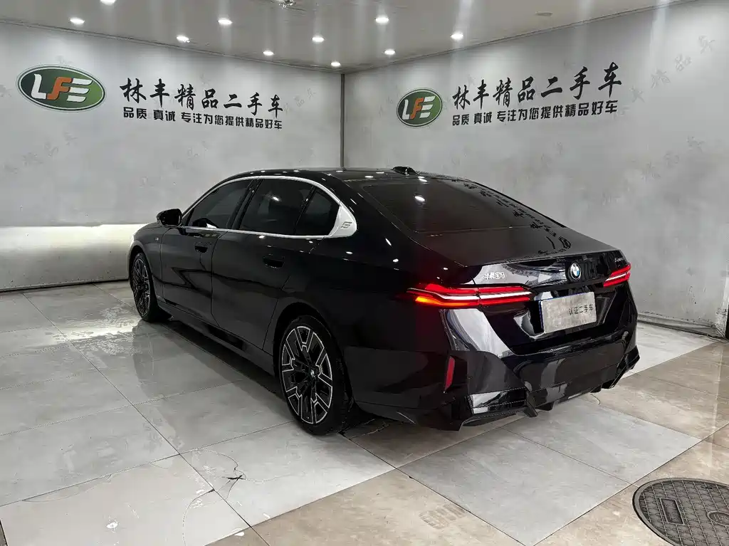 BMW 5 Series 5 2025 530Li Premium M Sport