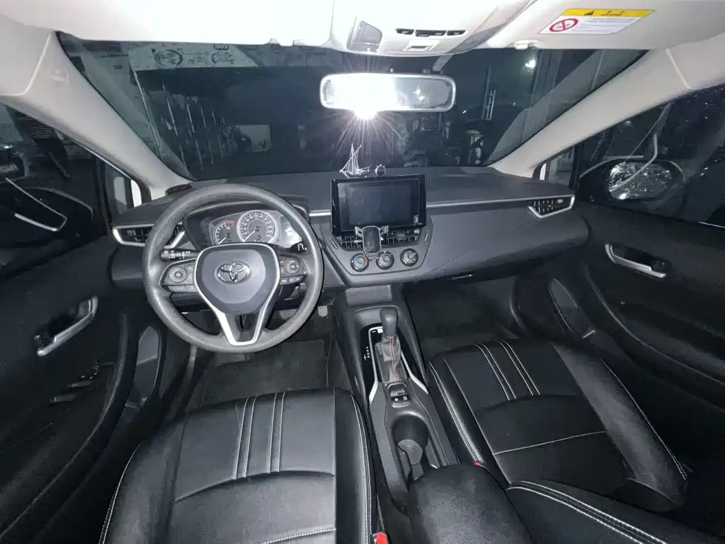 Toyota Corolla — миниатюра 4