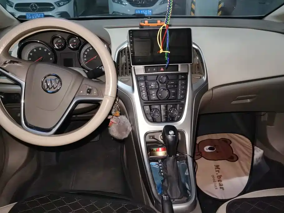 Buick Excelle — миниатюра 12
