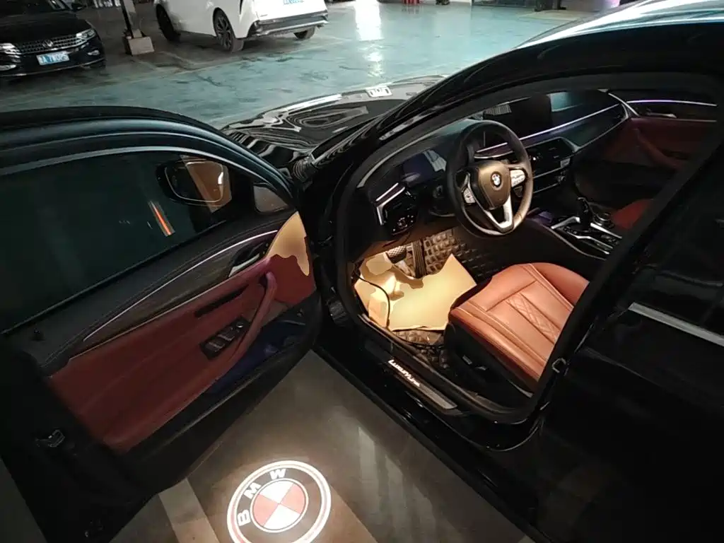 BMW 5 Series — миниатюра 16