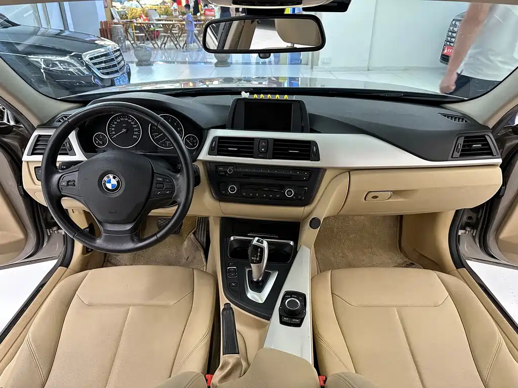 BMW 3 Series — миниатюра 19