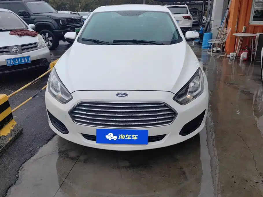 Ford Escort — миниатюра 2