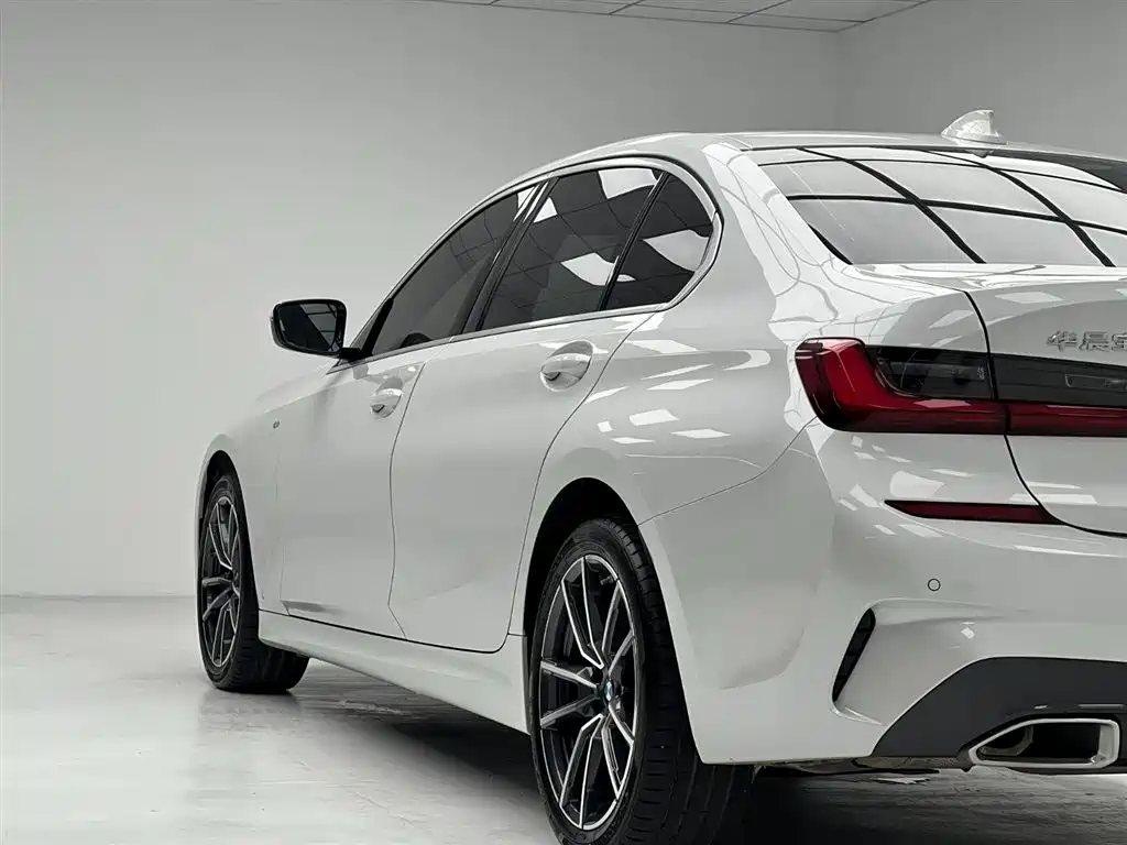 BMW 3 Series 3 2022 320Li M Sport